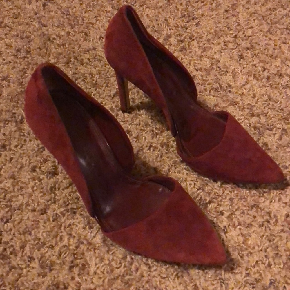 Banana republic pumps red velvet